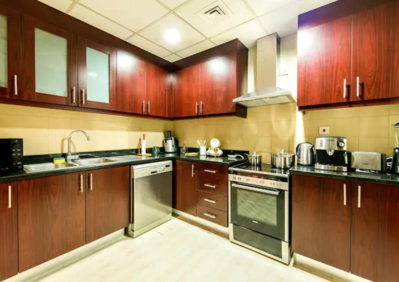 Ultra Luxury Jbr Duplex Penthouse - Free 5 Star Beach Access Dubai Bagian luar foto